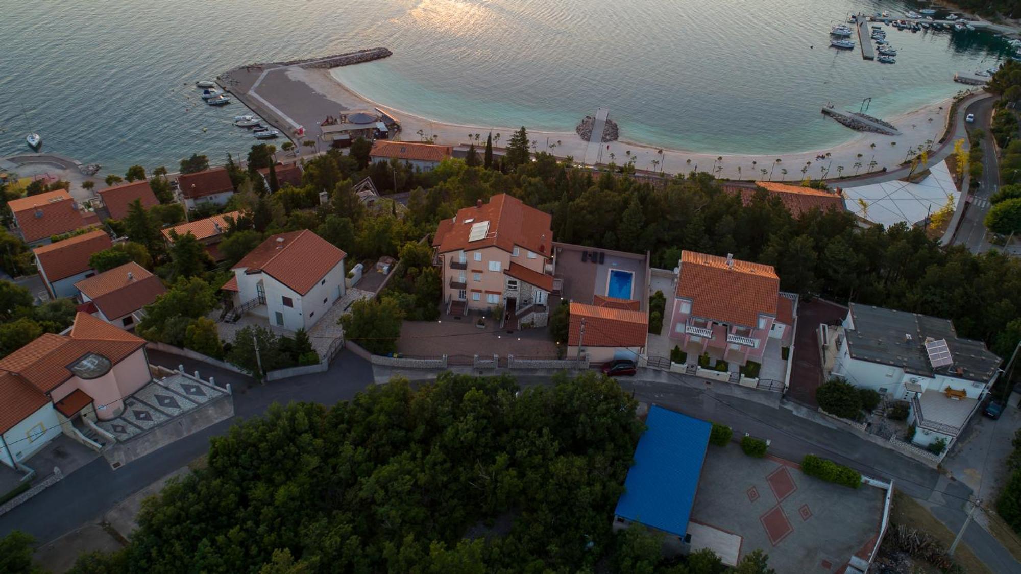 Apartments Villa Antonia Jadranovo Exteriér fotografie