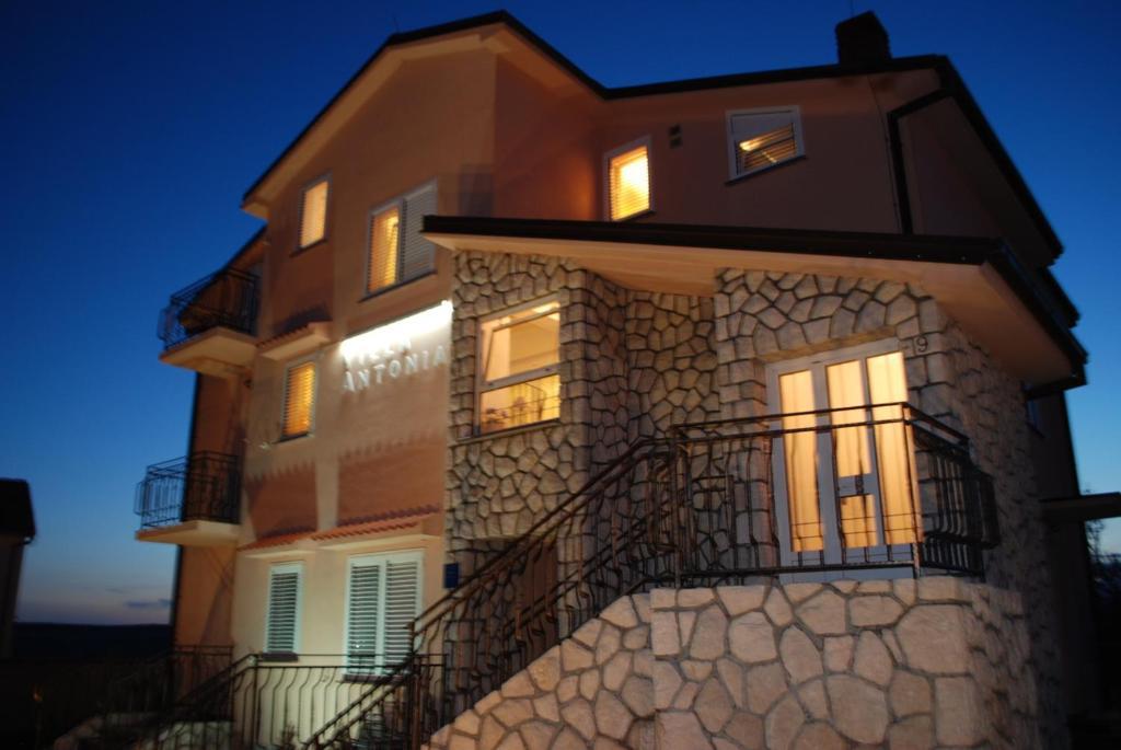Apartments Villa Antonia Jadranovo Exteriér fotografie